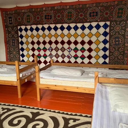 Naryn Guest House Екстериор снимка