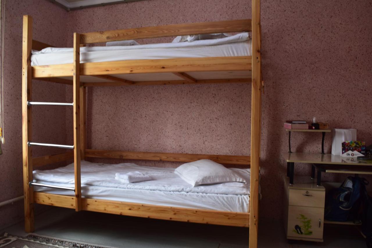 Naryn Guest House Екстериор снимка