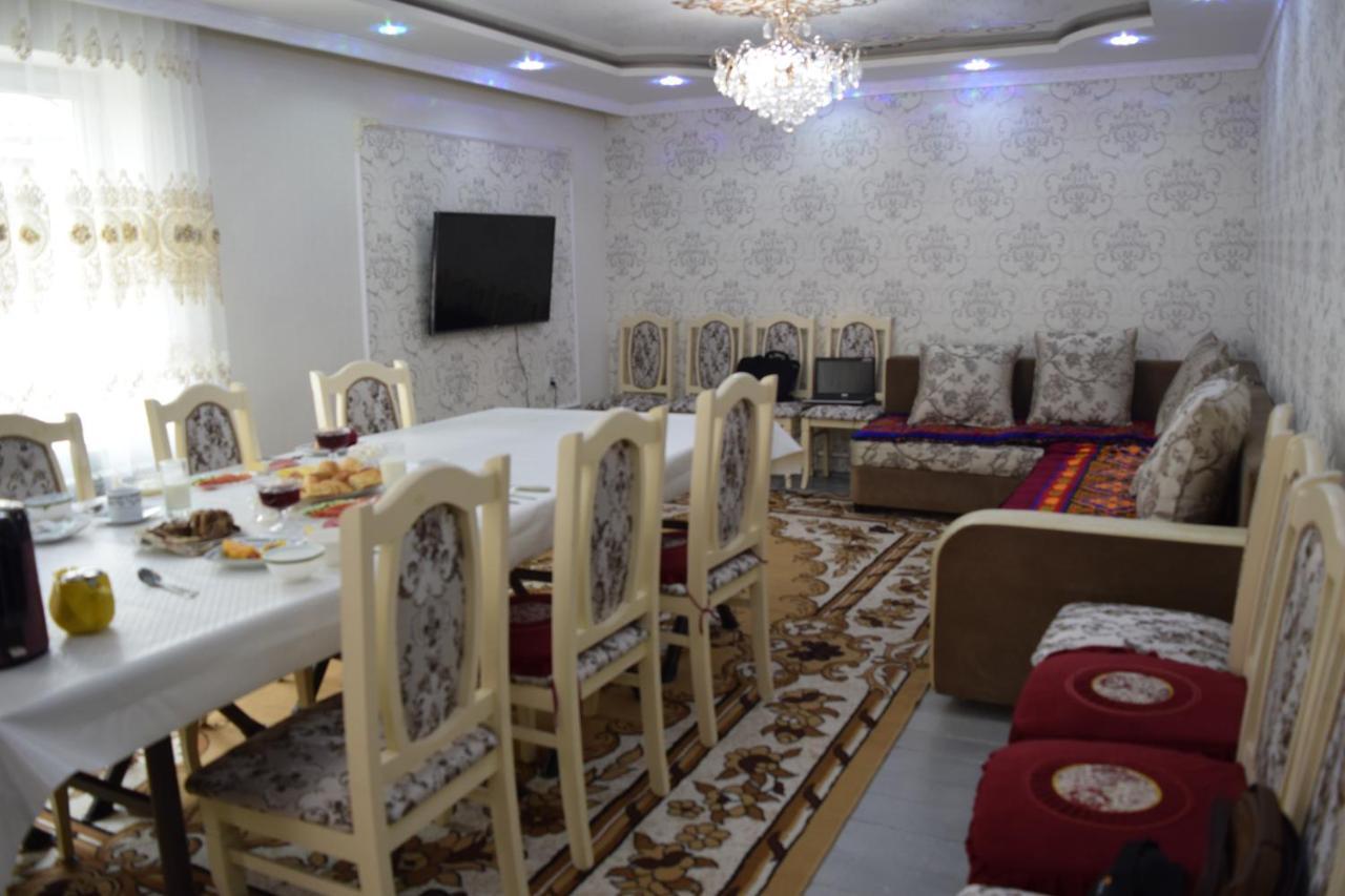 Naryn Guest House Екстериор снимка