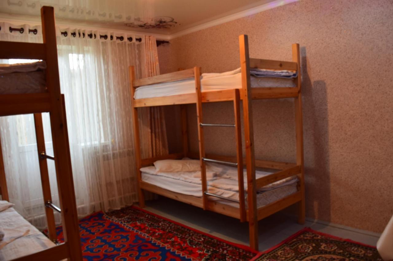 Naryn Guest House Екстериор снимка