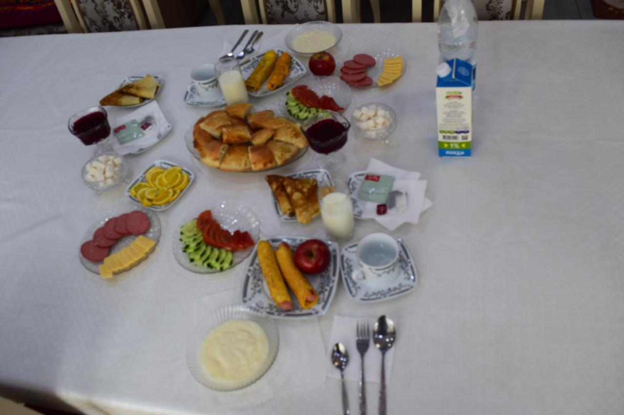 Naryn Guest House Екстериор снимка