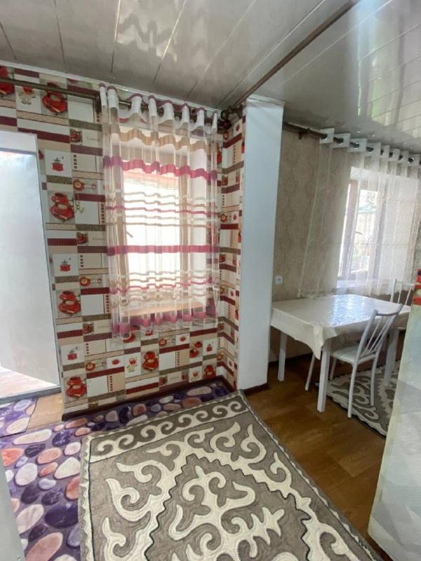 Naryn Guest House Екстериор снимка