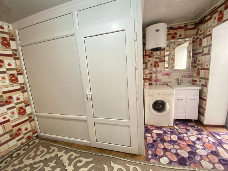 Naryn Guest House Екстериор снимка