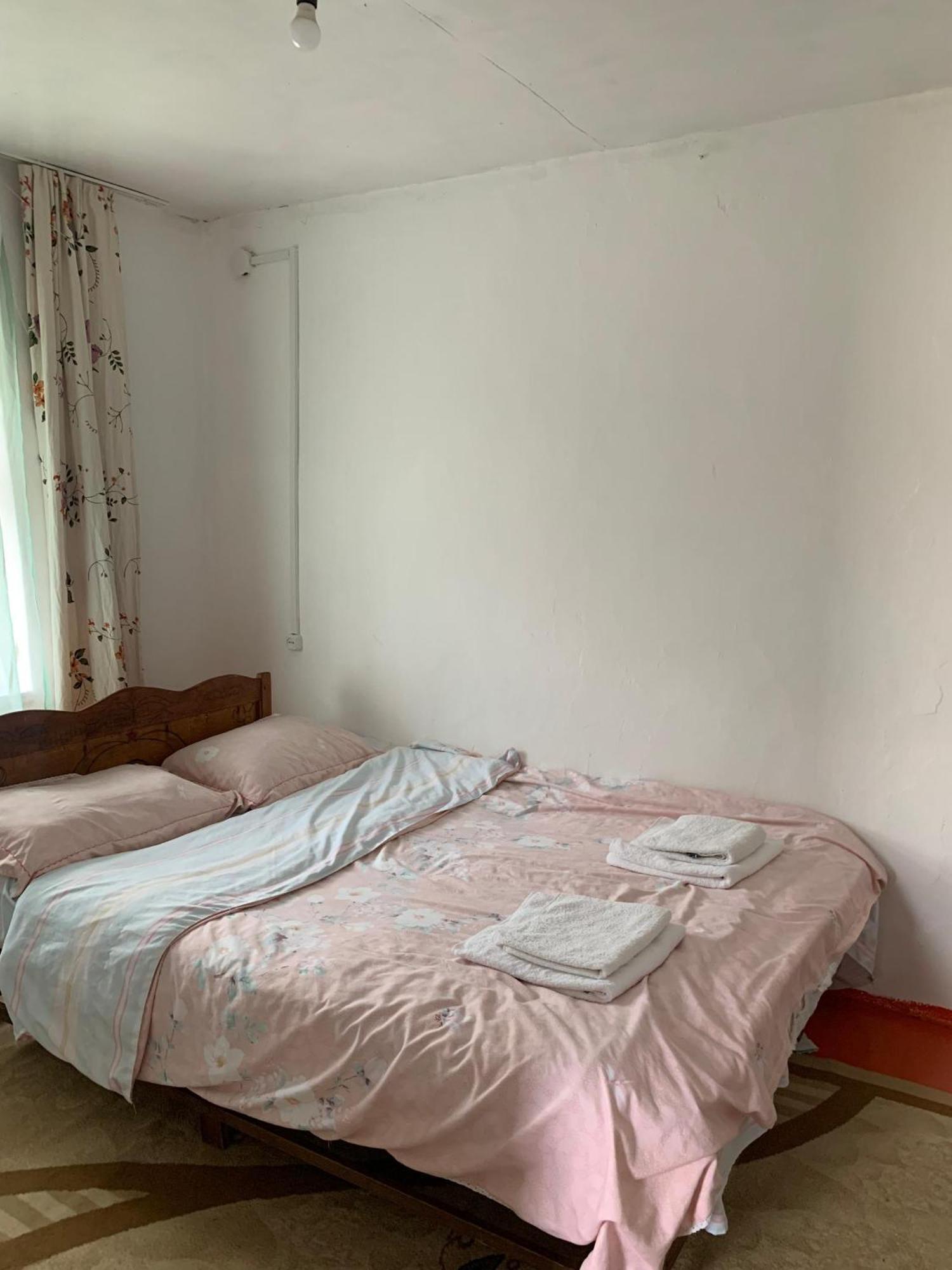 Naryn Guest House Екстериор снимка